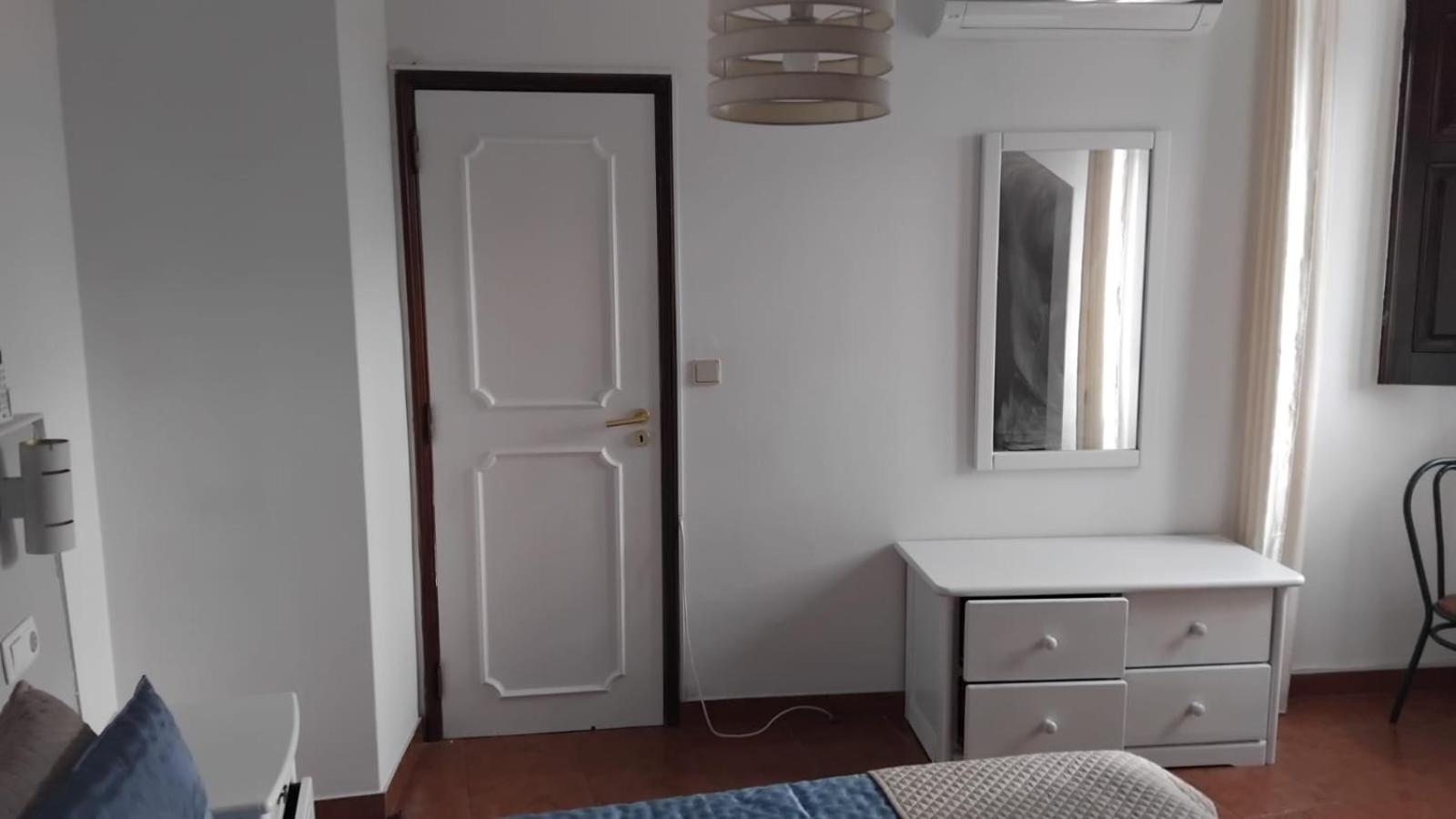 Apartamentos Turisticos Келуш Екстериор снимка